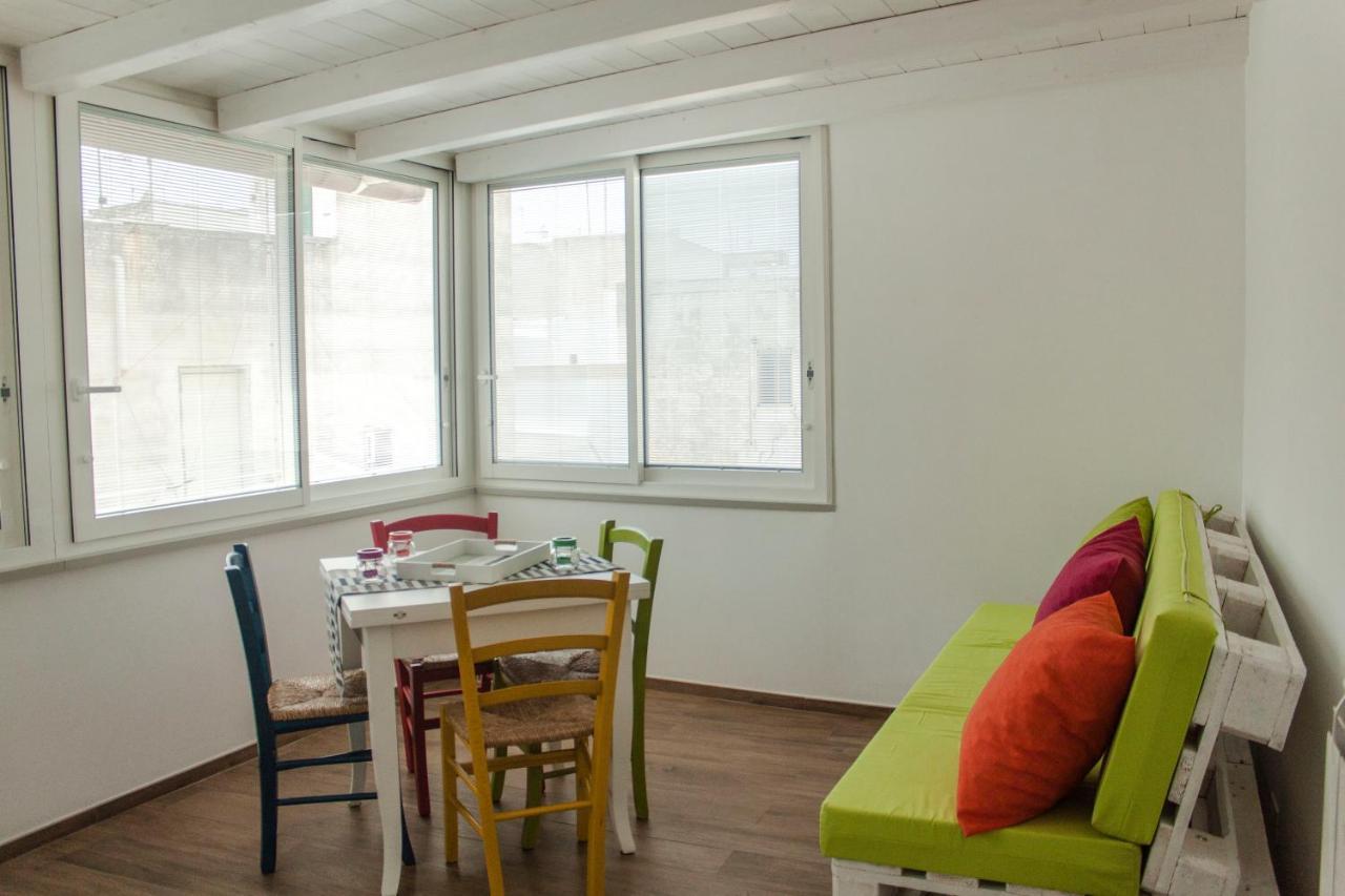 Color Apartment Monopoli Exterior photo